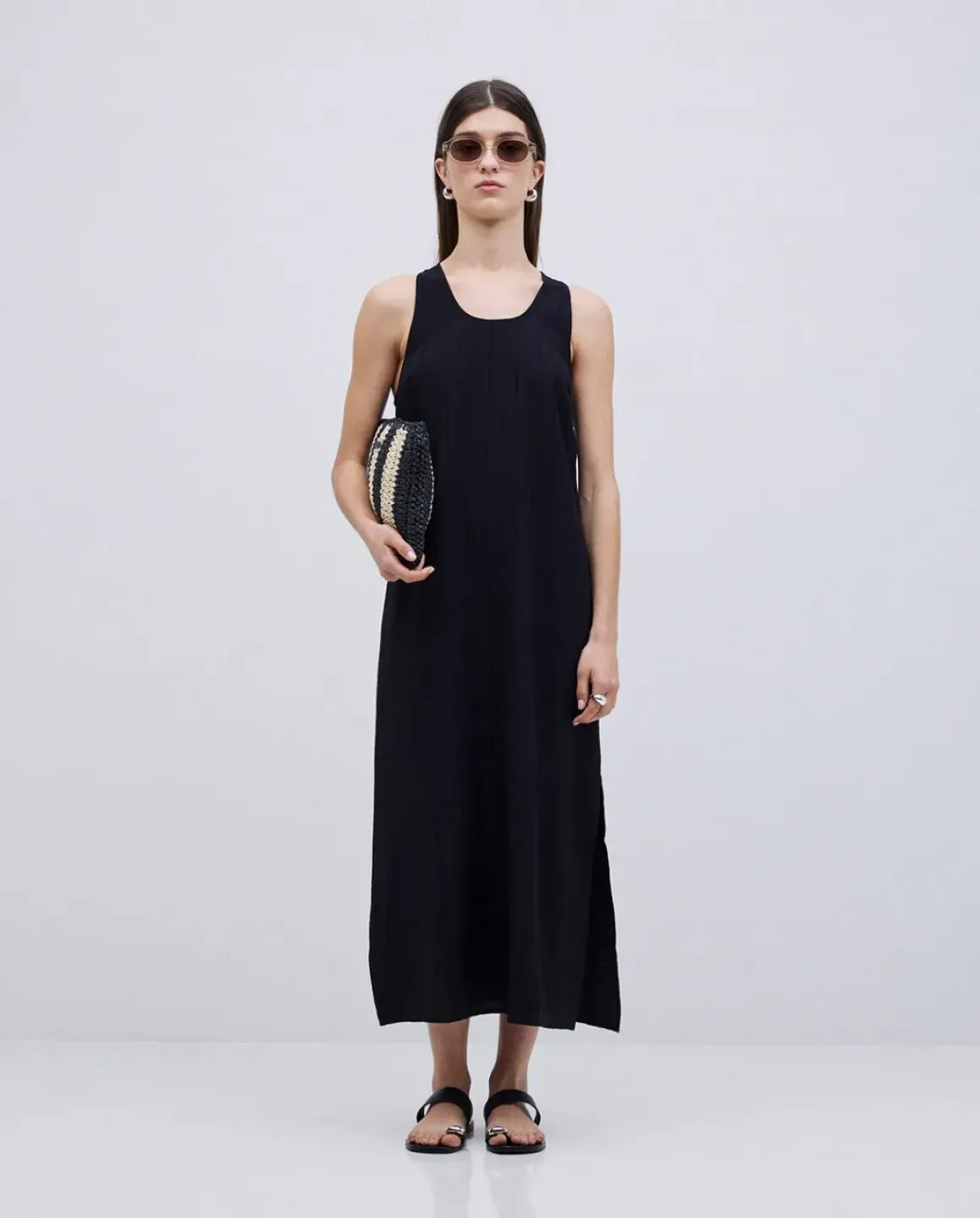 Vestido largo sin mangas negro