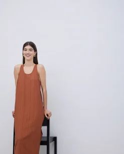 Vestido largo sin mangas terracota