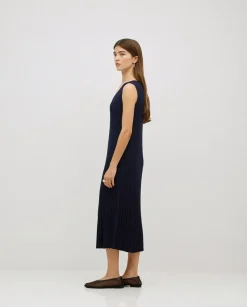 Vestido largo tirantes evasé azul oscuro