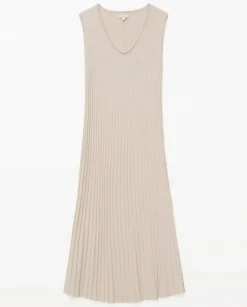 Vestido largo tirantes evasé beige