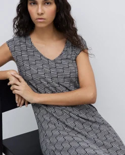 Vestido midi geométrico negro