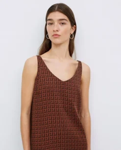 Vestido tencel pico chocolate
