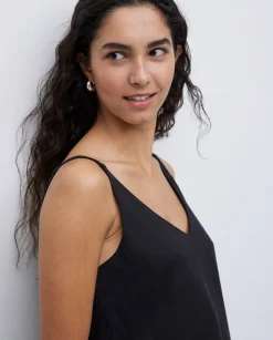 Vestido tencel pico negro