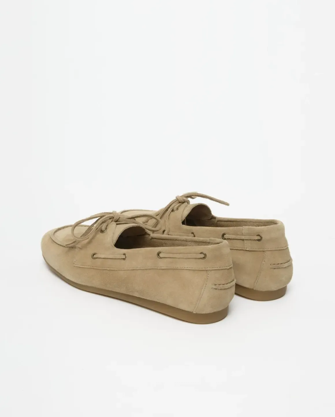Zapato estilo náutico serraje beige